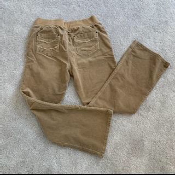Oh Baby | Maternity Corduroy Pants - Picture 2 of 5